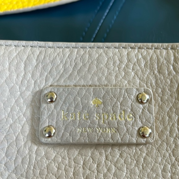 Kate Spade Large Crossbody Bag - Picture 5 of 9